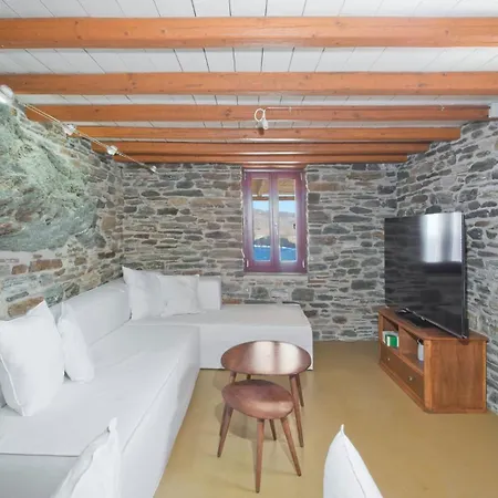 Stone Wave Kythnos Ferienhaus