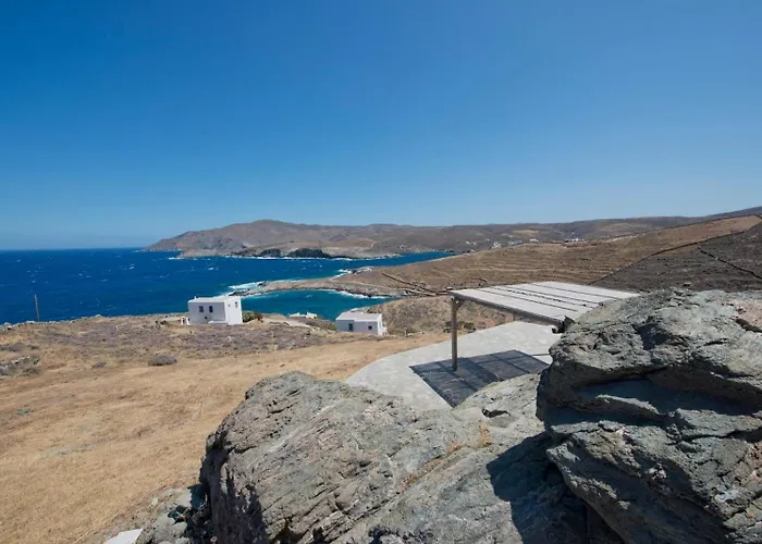 Stone Wave Kythnos Ferienhaus Loutrá