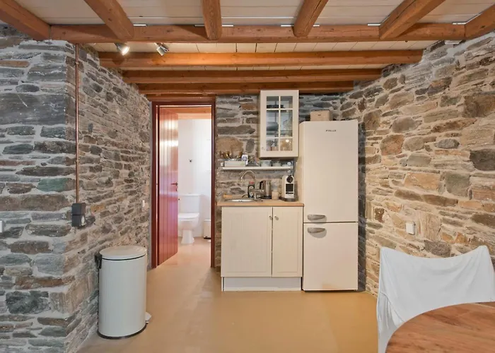 Stone Wave Kythnos *